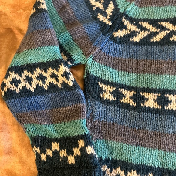 Hand Made in Nepal 100% Wool Blue and Greece Patterned Women's Sweater Med/Large - Picture 3 of 14
